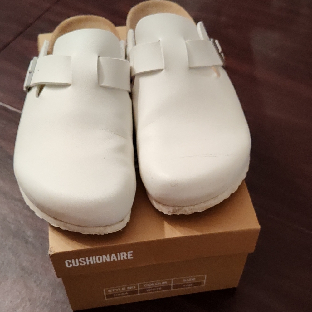 Cushionaire White Slip-On Clogs